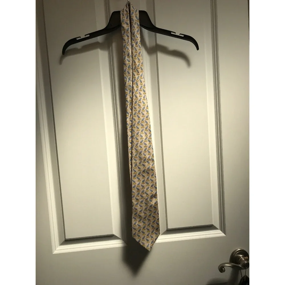 Brooks Brothers Makers Men's 100% Silk Turtles & Leaves‎ Tie Made in USA
